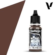 Model Color 746 Chestnut Brown 18 ml